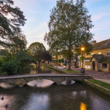 Mavis In The Cotswolds 호텔 버튼온더워터 외부 사진